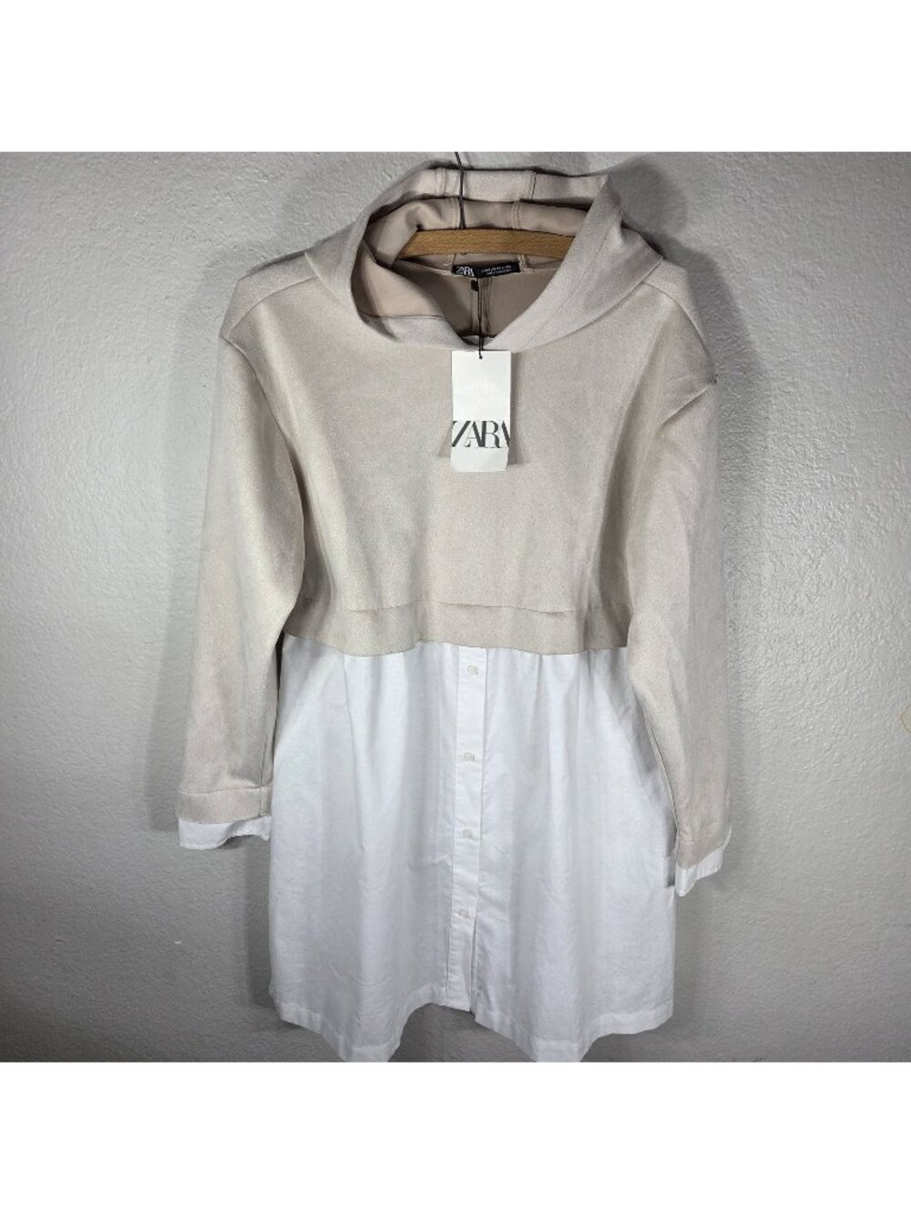 Zara Tiered Hoodie Sweatshirt Mini Dress Size XS Beige White Button Front Suede